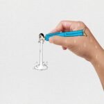 découvrez les causes, symptômes et remèdes efficaces pour gérer les vomissements pendant la grossesse et vivre une maternité plus sereine.