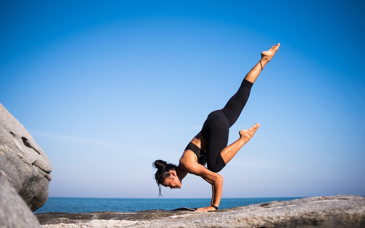 découvrez des exercices efficaces pour améliorer votre forme physique, renforcer vos muscles et booster votre énergie au quotidien.