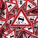 découvrez les signes d'alerte pendant la grossesse pour assurer votre santé et celle de votre bébé. informations essentielles sur les symptômes à surveiller.